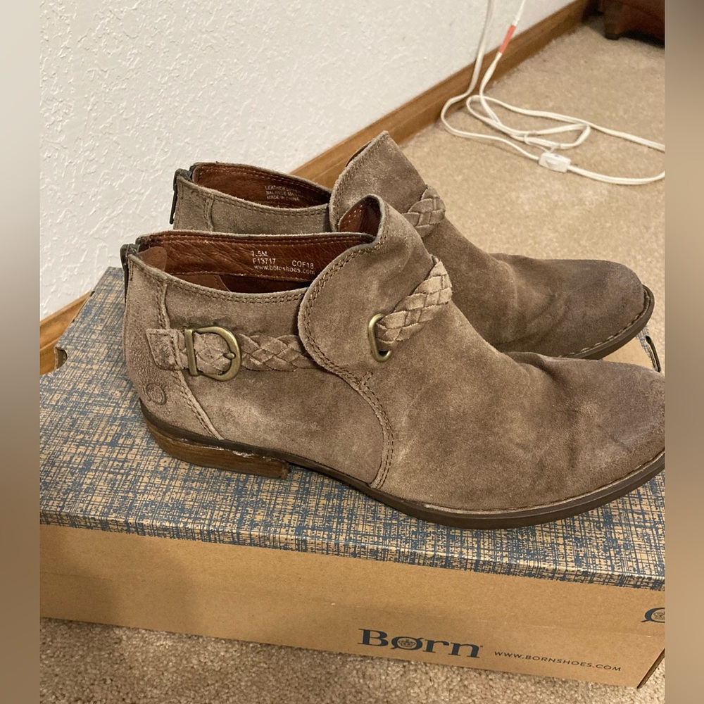 Born Sylvia Taupe Peter Pan Suede Booties
